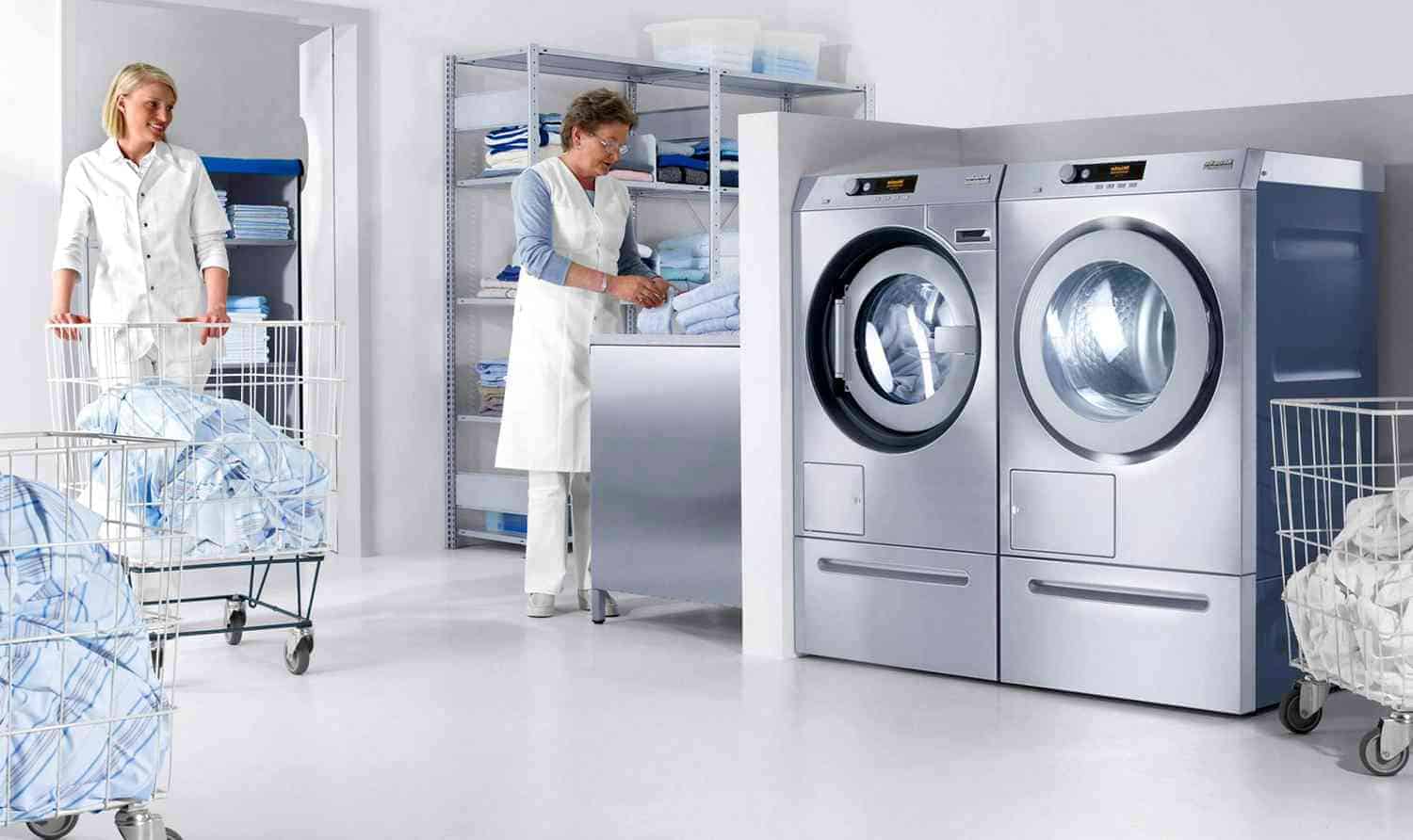 Работа социальной прачечной центра «Gloria»